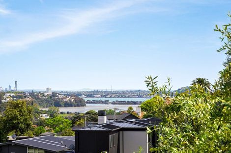 Photo of property in 16 Garden Road, Remuera, Auckland, 1050