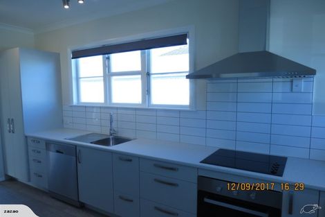 Photo of property in 107 Thackeray Street, Napier South, Napier, 4110
