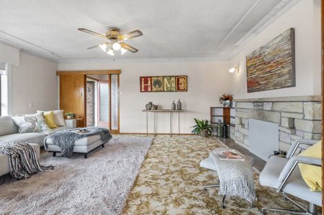 Photo of property in 10 Renwick Street, Papakura, 2110