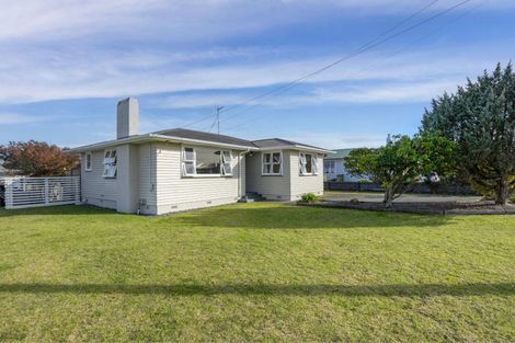 Photo of property in 12 Murch Place, Tawhero, Whanganui, 4500