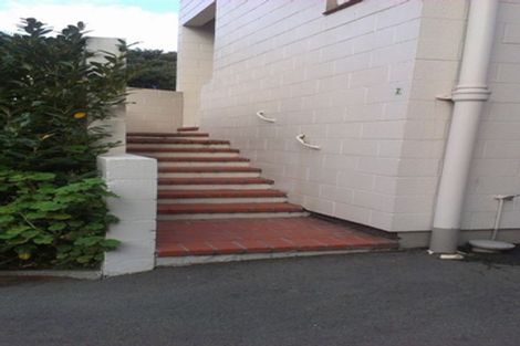 Photo of property in 2 Stowe Hill, Thorndon, Wellington, 6011