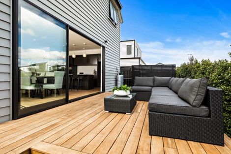 Photo of property in 4 Tai Crescent, Hobsonville, Auckland, 0616