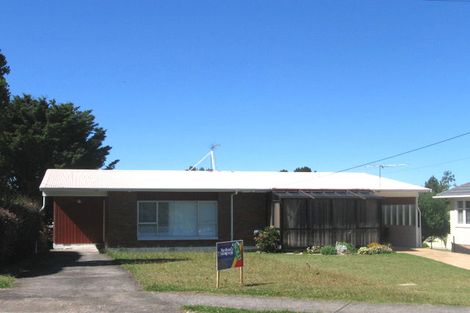 Photo of property in 2/7 Maunder Place, New Lynn, Auckland, 0600