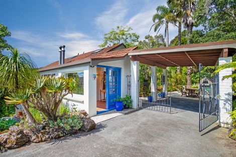 Photo of property in 35 Causeway Road, Haruru, 0204