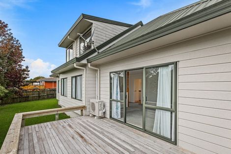 Photo of property in 7 Gala Place, Henderson, Auckland, 0612