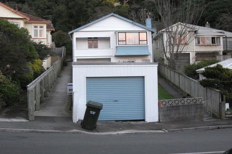 Photo of property in 32 Rodrigo Road, Kilbirnie, Wellington, 6022