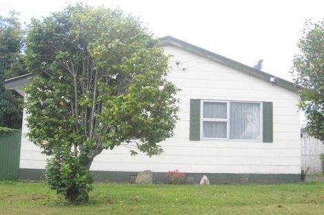 Photo of property in 17 Seddon Street, Te Puke, 3119