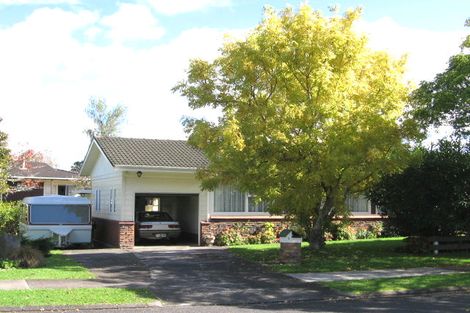 Photo of property in 2 Mander Place, Bucklands Beach, Auckland, 2012