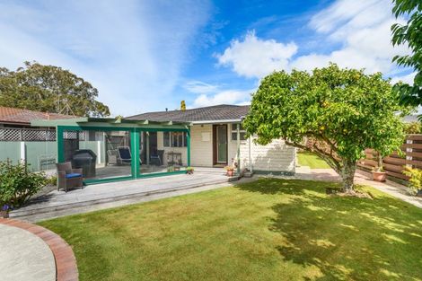 Photo of property in 6 Mudgway Place, Awapuni, Palmerston North, 4412