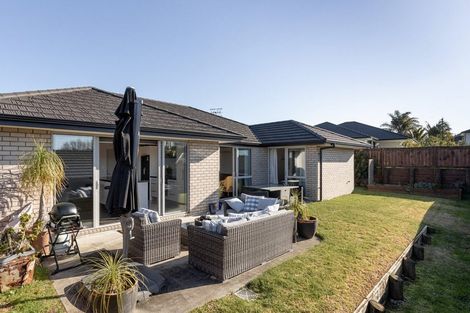 Photo of property in 31 Fairfax Crescent, Pyes Pa, Tauranga, 3112