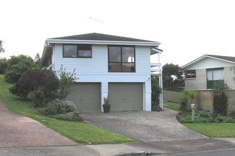 Photo of property in 4 Forsythe Place, Massey, Auckland, 0614