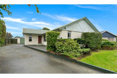 Photo of property in 36 Oakley Crescent, Hornby, Christchurch, 8042