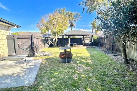 Photo of property in 18 Sarah Place, Papamoa Beach, Papamoa, 3118