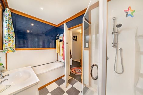 Photo of property in 94 Horoeka Street, Stokes Valley, Lower Hutt, 5019