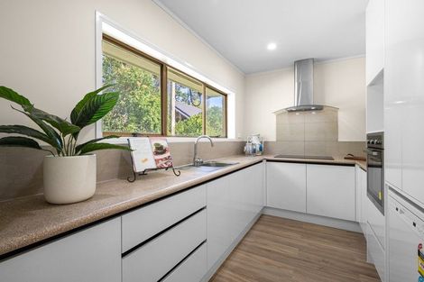 Photo of property in 351 Triangle Road, Massey, Auckland, 0614