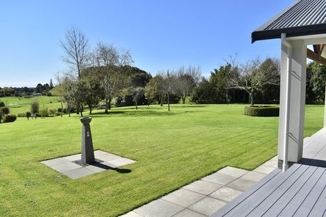 Photo of property in 63 Manakau Heights Drive, Manakau, Otaki, 5583