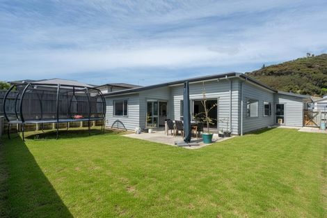 Photo of property in 14 Moonsail Drive, Whitby, Porirua, 5024