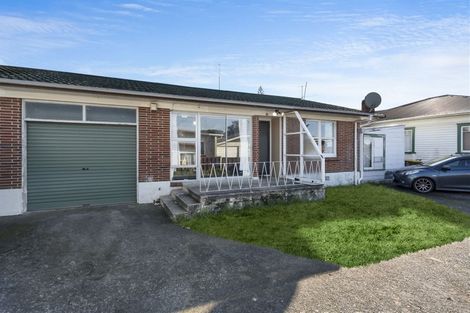 Photo of property in 2/11 Wentworth Avenue, Papatoetoe, Auckland, 2025