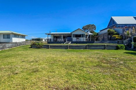 Photo of property in 167 Pukehina Parade, Pukehina, 3189