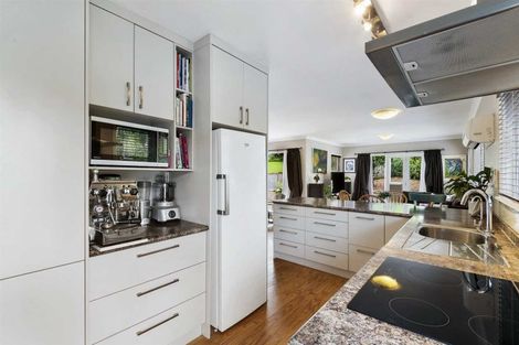 Photo of property in 35 Lynden Avenue, Hillcrest, Auckland, 0627