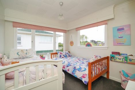 Photo of property in 22 Cruickshank Crescent, Rosedale, Invercargill, 9810