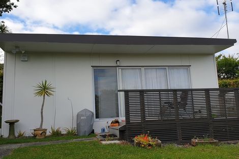 Photo of property in 58 Beulah Avenue, Rothesay Bay, Auckland, 0630
