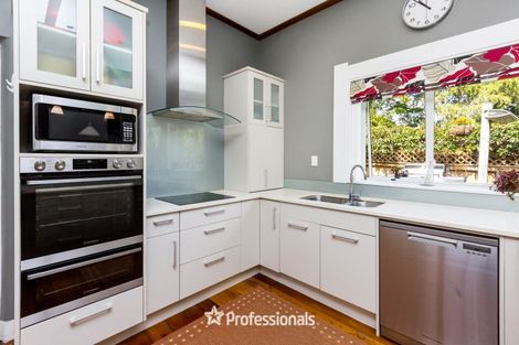 Photo of property in 30 Gloucester Street, Silverstream, Upper Hutt, 5019