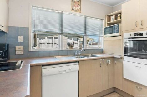 Photo of property in 8/416 Hibiscus Coast Highway, Orewa, 0931