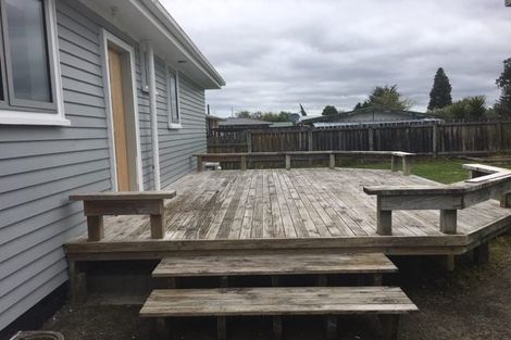 Photo of property in 8 Park Road, Western Heights, Rotorua, 3015