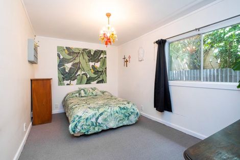 Photo of property in 245 Clifton Road, Te Awanga, 4102