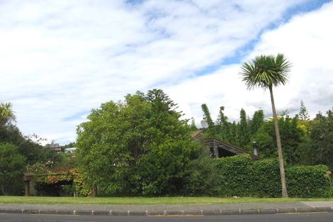 Photo of property in 2 Glamorgan Drive, Torbay, Auckland, 0630