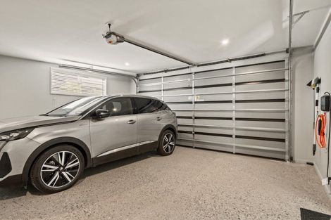 Photo of property in 92 Hensman Road, Queenstown, 9300
