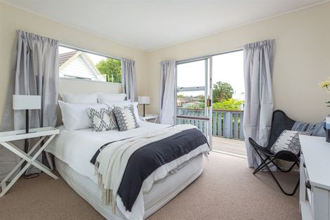 Photo of property in 6 Jenkins Avenue, Redwood, Christchurch, 8051