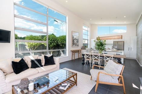 Photo of property in 13 Semaphore Lane, Whitby, Porirua, 5024