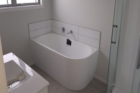 Photo of property in 4 Tieke Lane, Kenepuru, Porirua, 5022