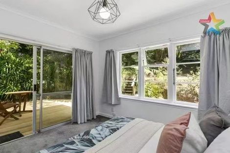 Photo of property in 57 Makara Road, Karori, Wellington, 6012