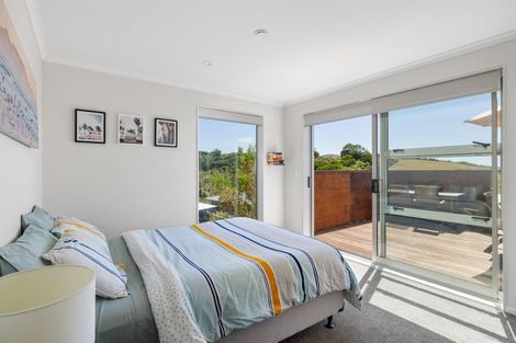 Photo of property in 5 Tama Road, Riversdale Beach, Masterton, 5872