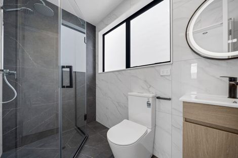 Photo of property in 1 Te Kaapia Road, Papakura, 2110