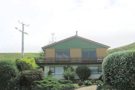 Photo of property in 82 Moana Road, Okitu, Gisborne, 4010