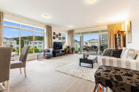 Photo of property in 1 Park Lane, Orewa, 0931