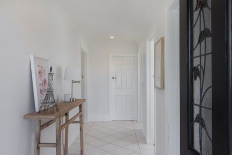 Photo of property in 20 Avenue Road, Greenmeadows, Napier, 4112