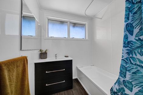 Photo of property in 7 Whakawhiti Street, Marfell, New Plymouth, 4310