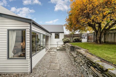 Photo of property in 63 Devon Street, Arrowtown, 9302