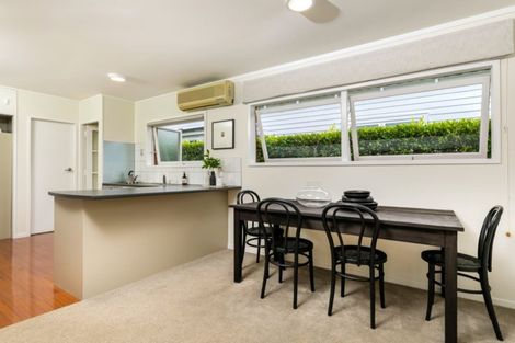 Photo of property in 2/134 Calliope Road, Stanley Point, Auckland, 0624