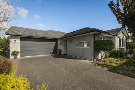 Photo of property in 1 Long Acre Close, Katikati, 3129