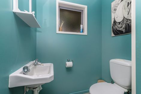 Photo of property in 3a Roys Road, Plimmerton, Porirua, 5026