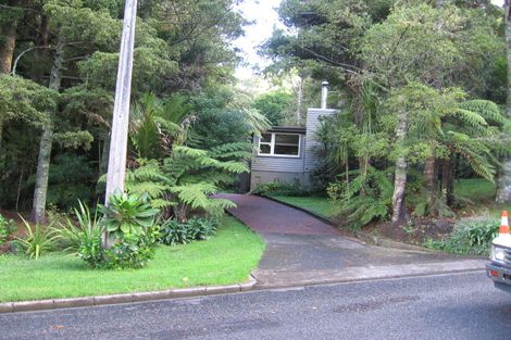Photo of property in 43 Sylvan Valley Avenue, Titirangi, Auckland, 0604