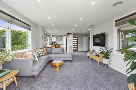 Photo of property in 18 Baffin Grove, Kingston, Wellington, 6021