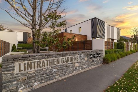 Photo of property in 140b Glandovey Road, Strowan, Christchurch, 8052