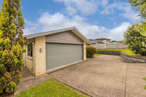 Photo of property in 22 Dawood Place, The Gardens, Auckland, 2105